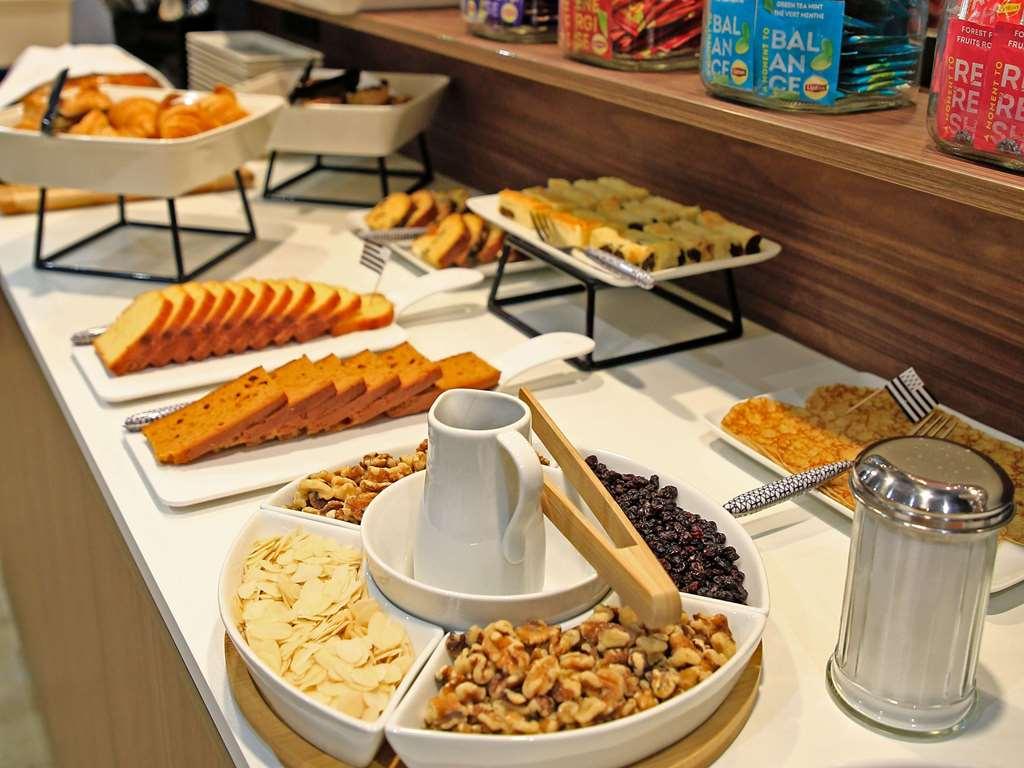 Отель Ibis Styles Saint Malo Centre Historique Ресторан фото