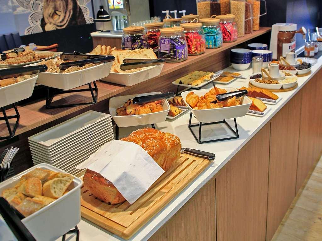 Отель Ibis Styles Saint Malo Centre Historique Ресторан фото